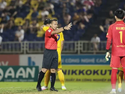 VPF Gây Sốc: Trọng Tài Ngoại ‘Đại Chiến’ Chung Kết Lượt Đi V.League Giữa CAHN Và Ninh Bình