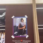 Cười bò với trò đùa 'đào mộ' ảnh cũ của đồng đội dành cho sao Man United Joshua Zirkzee 1