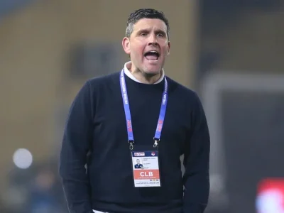 HLV Ninh Bình ‘nổi điên’ với trọng tài Malaysia: ‘Đến đây phá hỏng trận đấu, là nỗi hổ thẹn!’