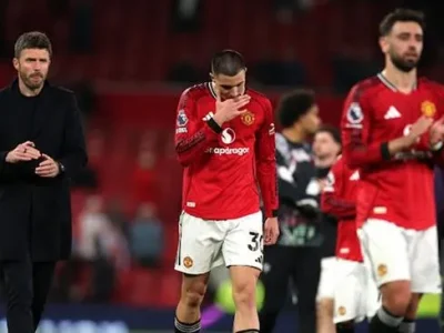 MU Thảm Bại Trước Leeds: Kết Thúc Chuỗi 43 Năm Bất Bại Tại Old Trafford