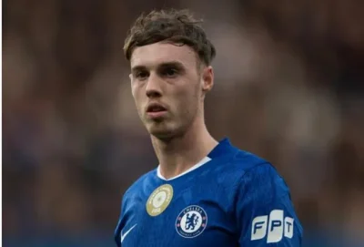 Sốc: HLV Rosenior lên tiếng dập tắt tin đồn Cole Palmer đòi rời Chelsea sang MU 1