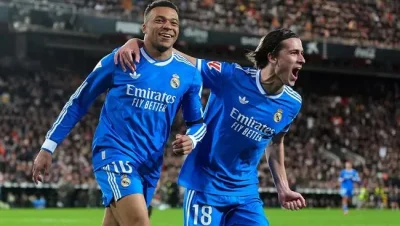 HLV Real Madrid gây sốc: 'Mbappe có thể sánh ngang thành tích của Ronaldo' 1